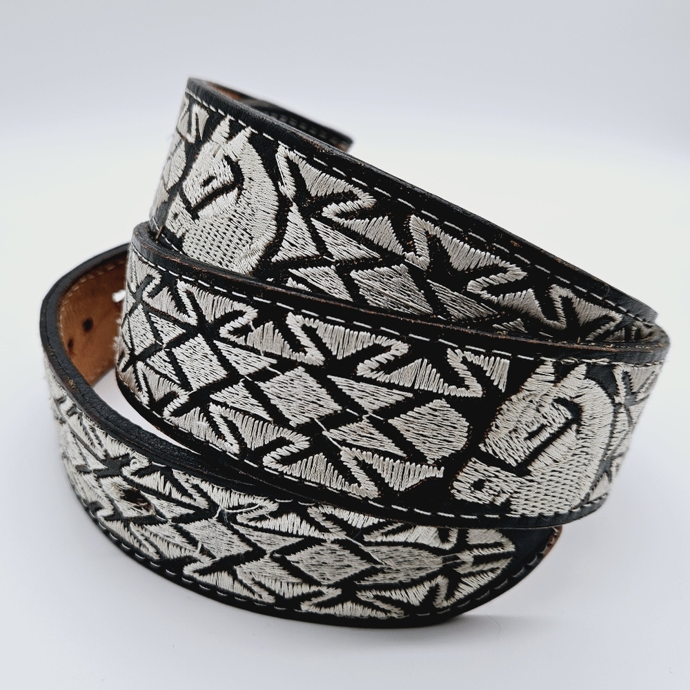 Equestrian horse riding cowboy embroidered leather belt